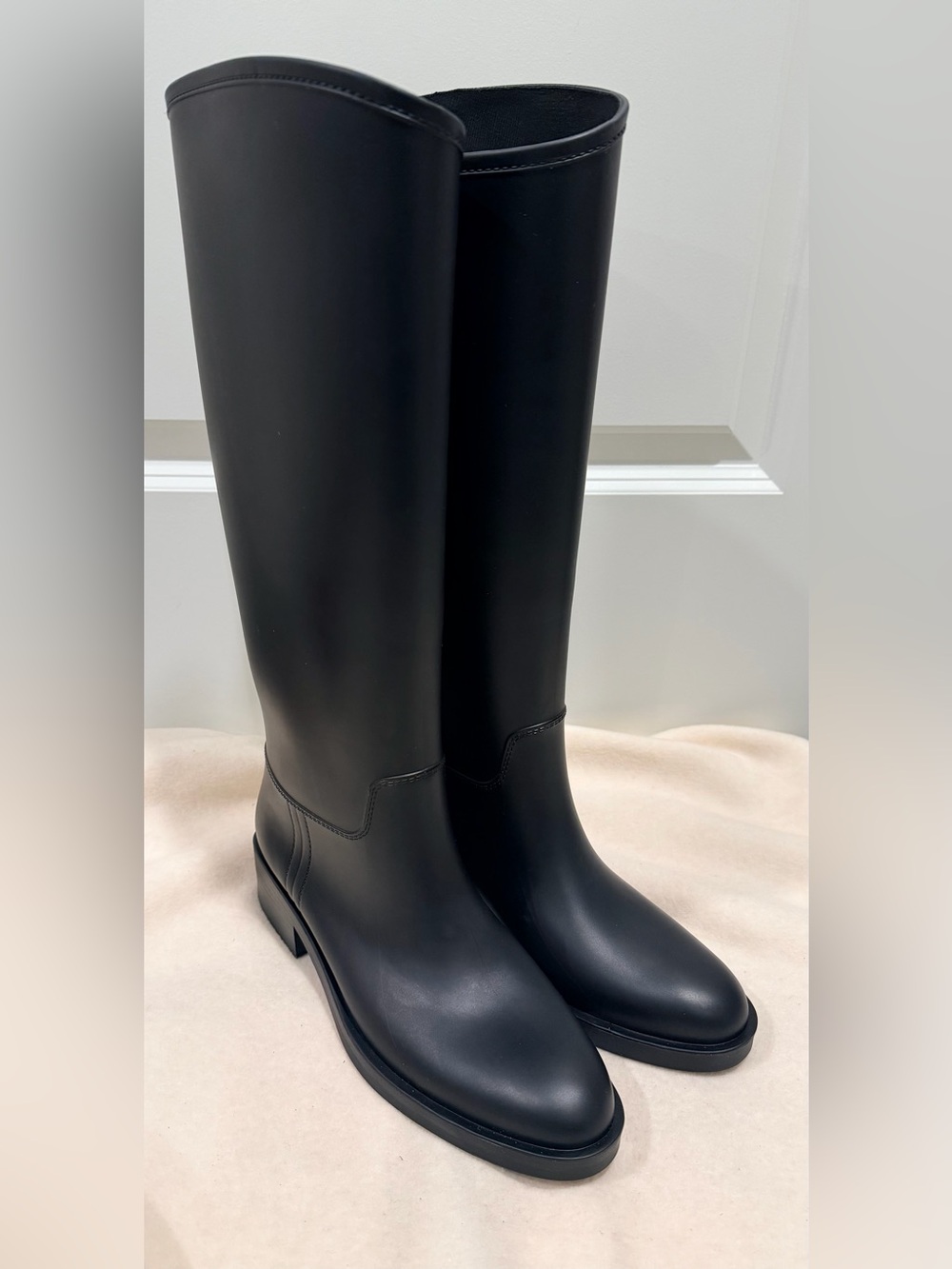 Jeffrey Campbell Women’s Torrential Knee-High Rain Boot in Black Size 9 NIB